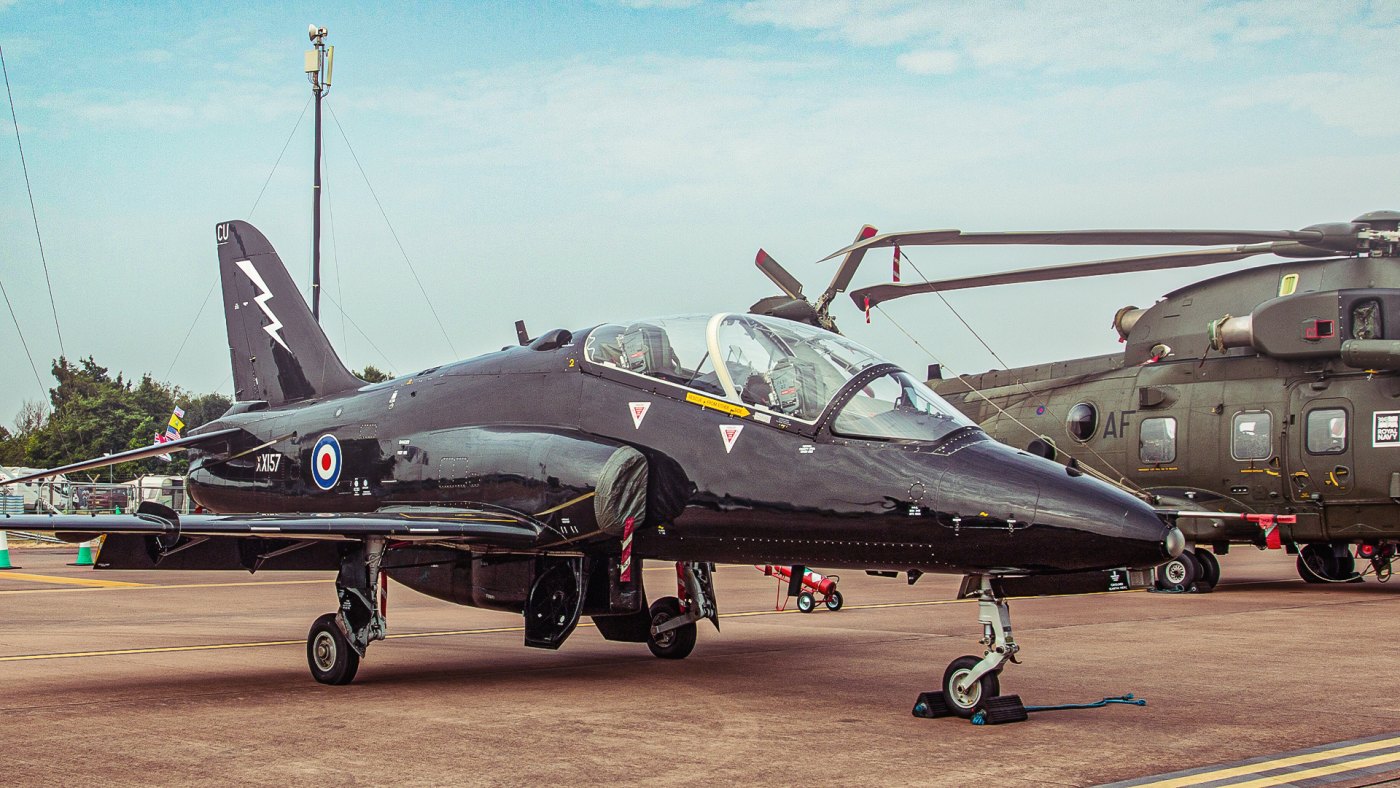 Why 27 Grounded Trainer Jets In North Wales Threaten The UK's Entire Fast-Jet Pilot Pipeline