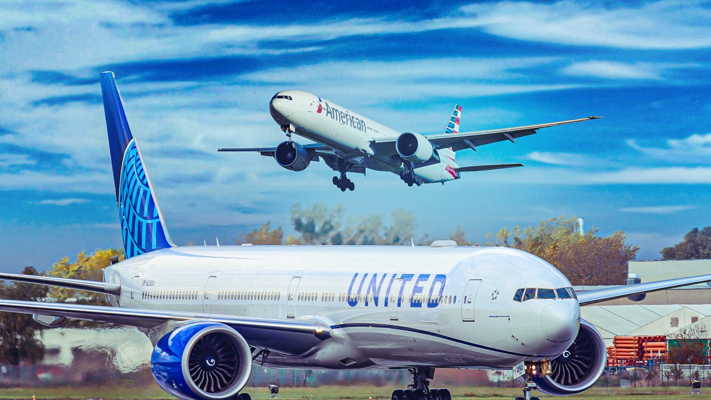 Which Carrier's Boeing 777-300ER Is More Premium? American Or United Airlines?