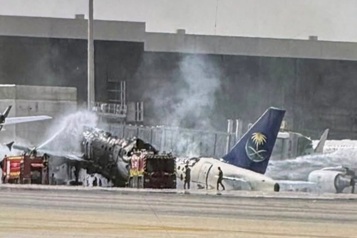 Saudi Airports Targeted by Houthis