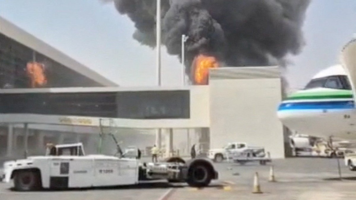 Countries warn against travel to Saudi Arabia following Houthi attacks