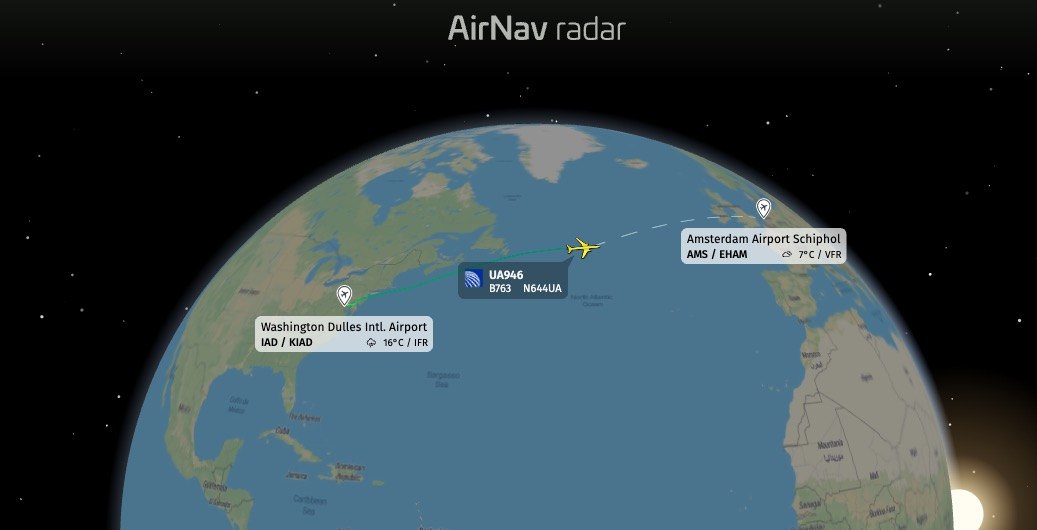 A United 35-year-old Boeing 767 to Amsterdam is declaring an emergency and diverting to Canada