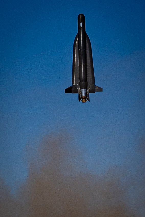 US firm demonstrates coordinated flight of jet-powered attack drones