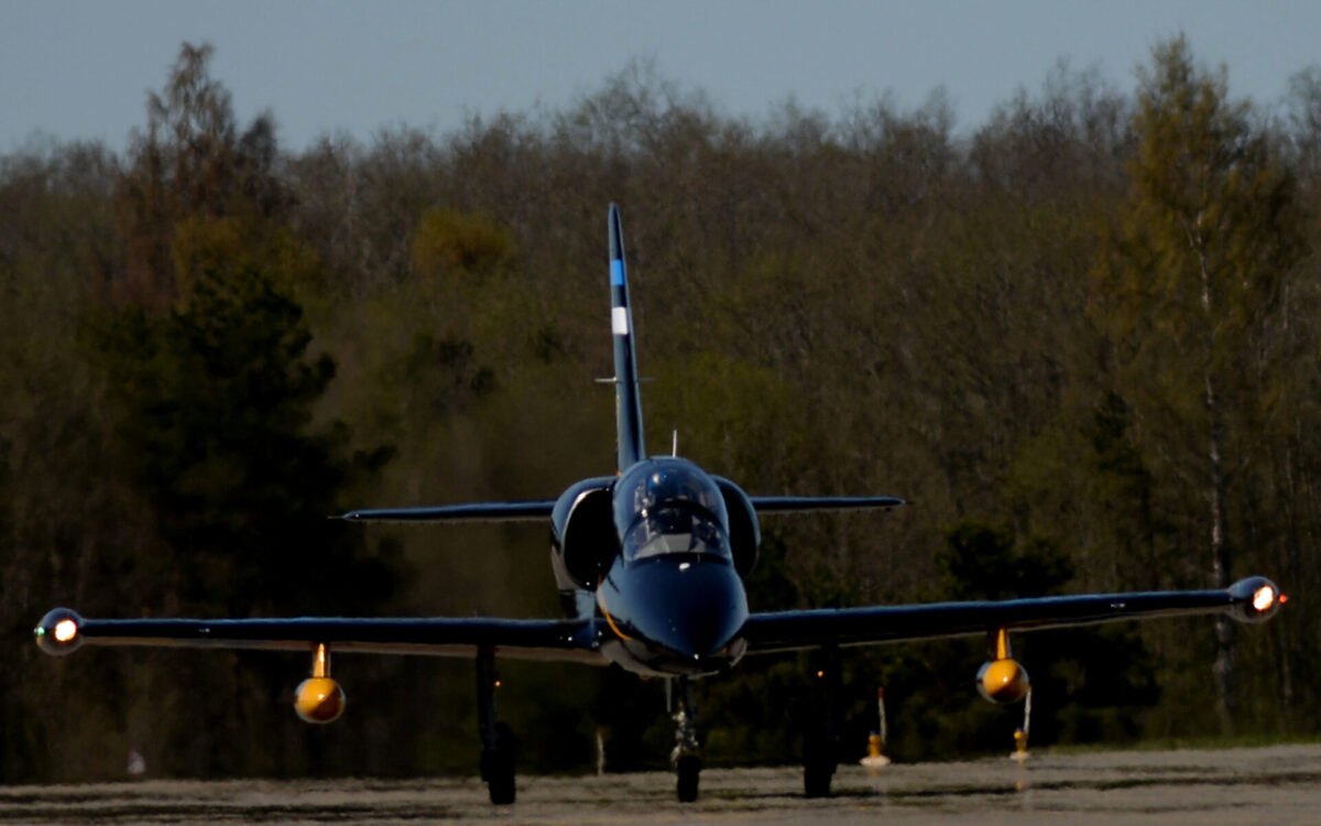 Estonia may need own light jets to counter Russian drones, says defense minister 