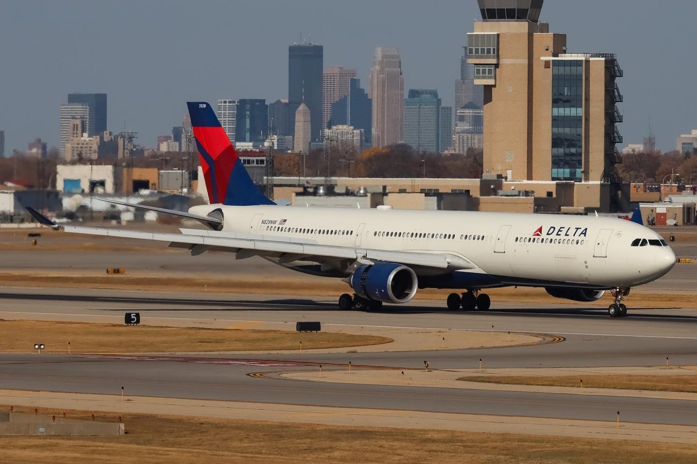 Delta New York to Tel Aviv Flight Evacuated After B*mb Threat