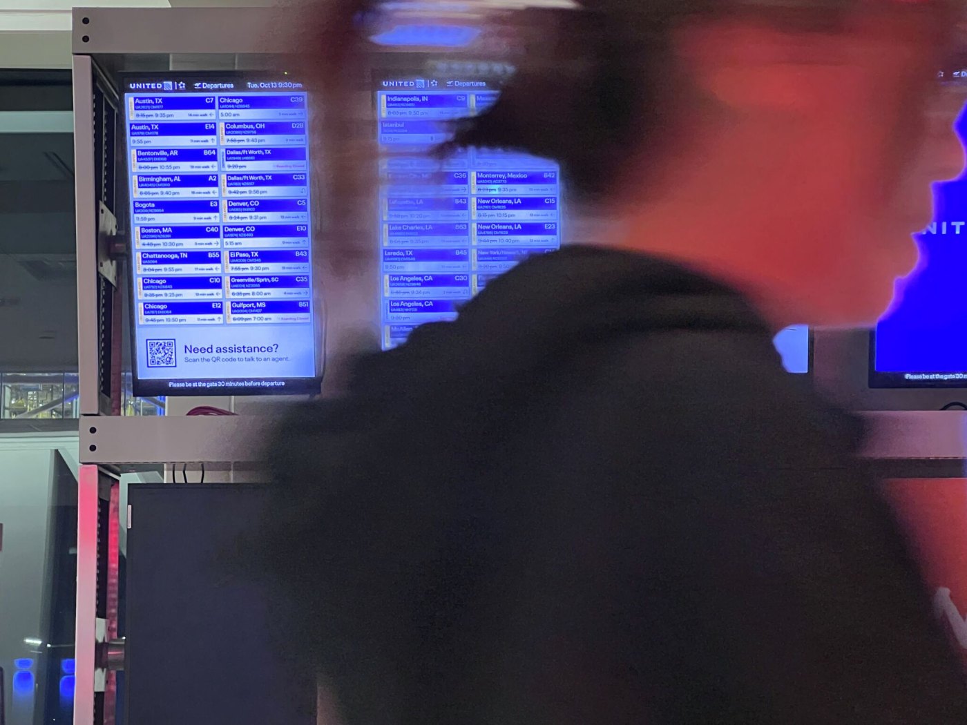 IAH travelers should check Wednesday flight status after fiber-optic line damage