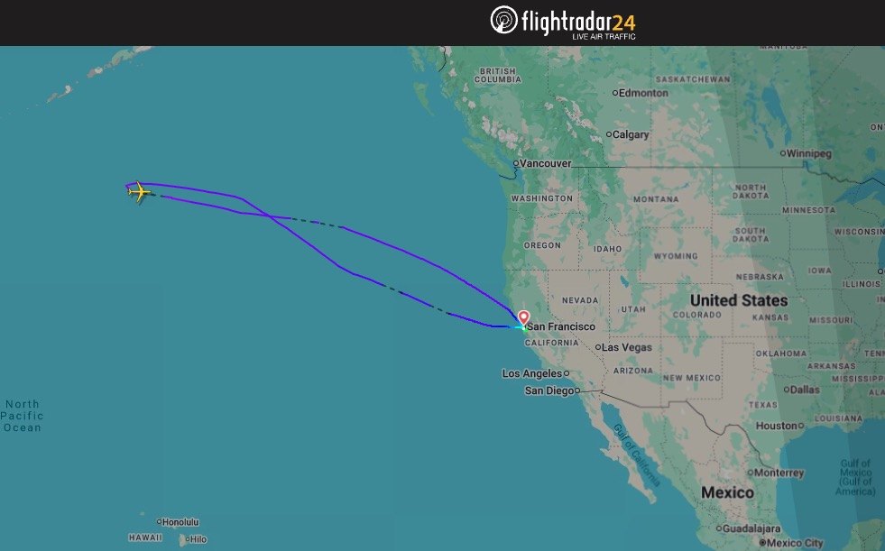 Following an hour-long taxi, SQ31 turned around over the Pacific and returned to SFO 8 hours after takeoff
