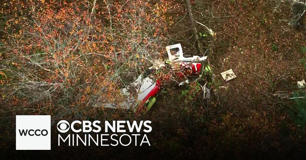 13-year-old boy, his mother among 6 killed in Wisconsin plane crash