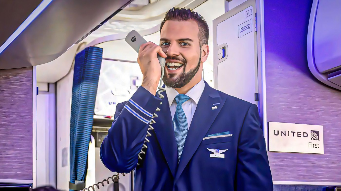 Why Flight Attendants Say This Seat Is The Best To Sit In On An Airplane