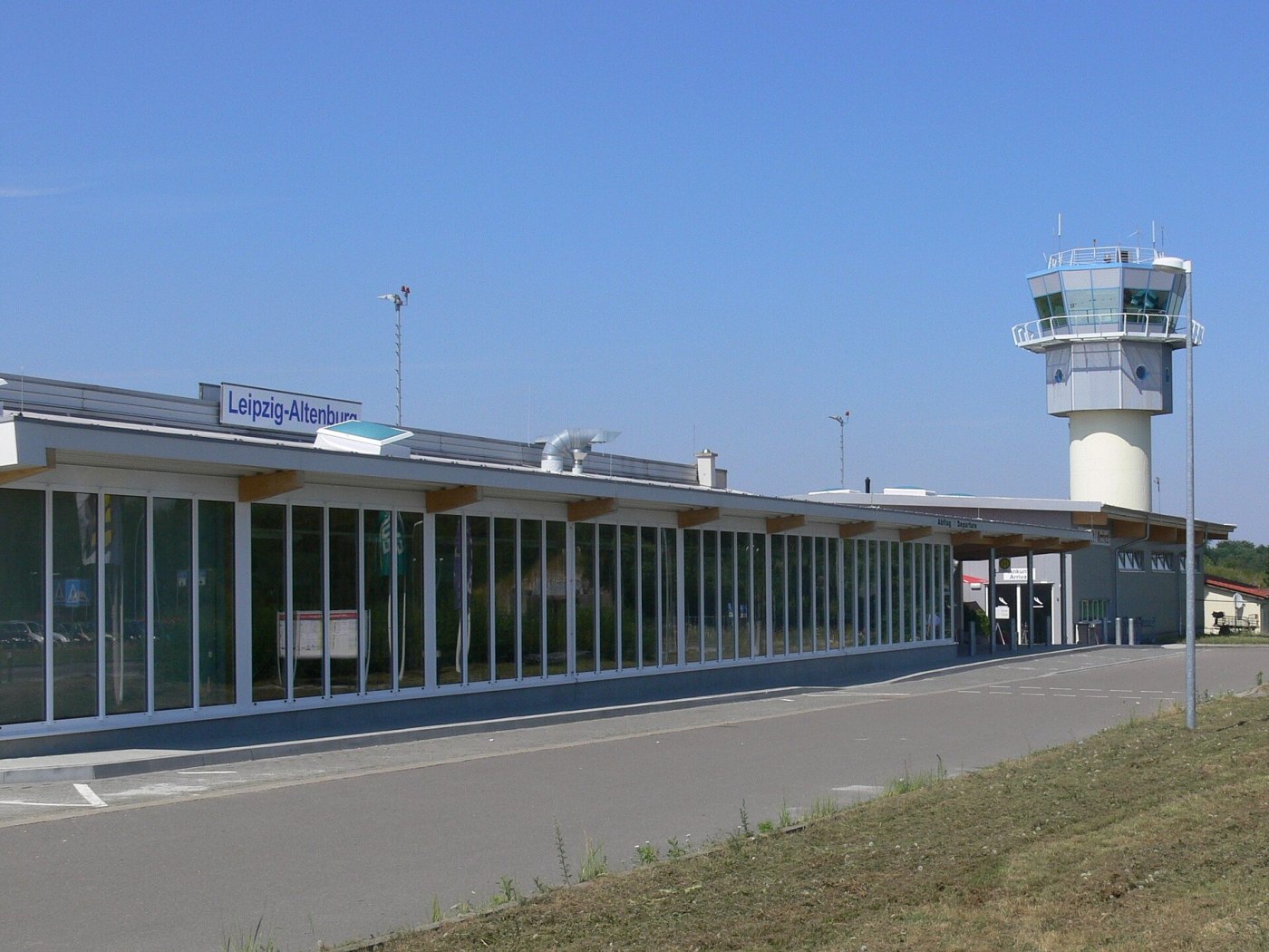Leipzig Airport Breach Tests Germany’s Security Nerves