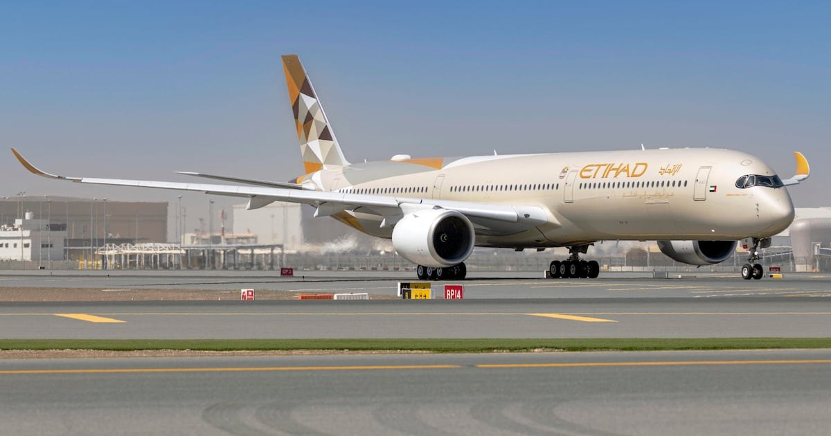 Riyadh airport reopens: Which airlines are still cancelling flights to Saudi Arabia?