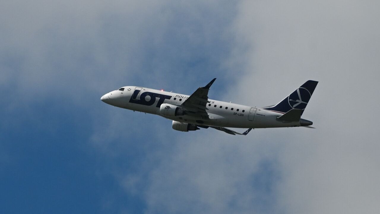 Poland’s key airline cuts routes amid sky-high jet fuel prices