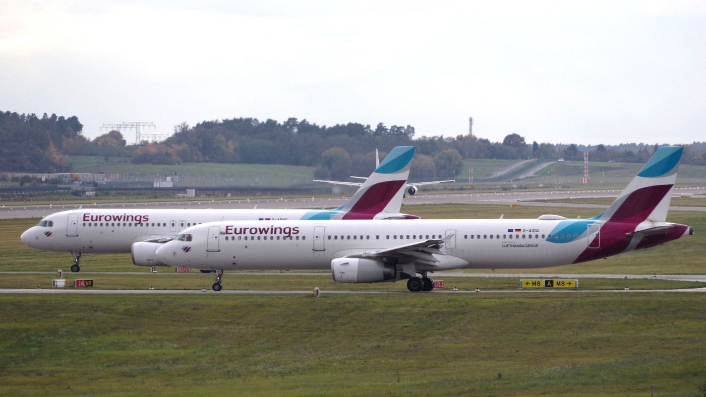 3 Hospitalized: Suspected Norovirus Outbreak Sparks Panic On Eurowings Flight