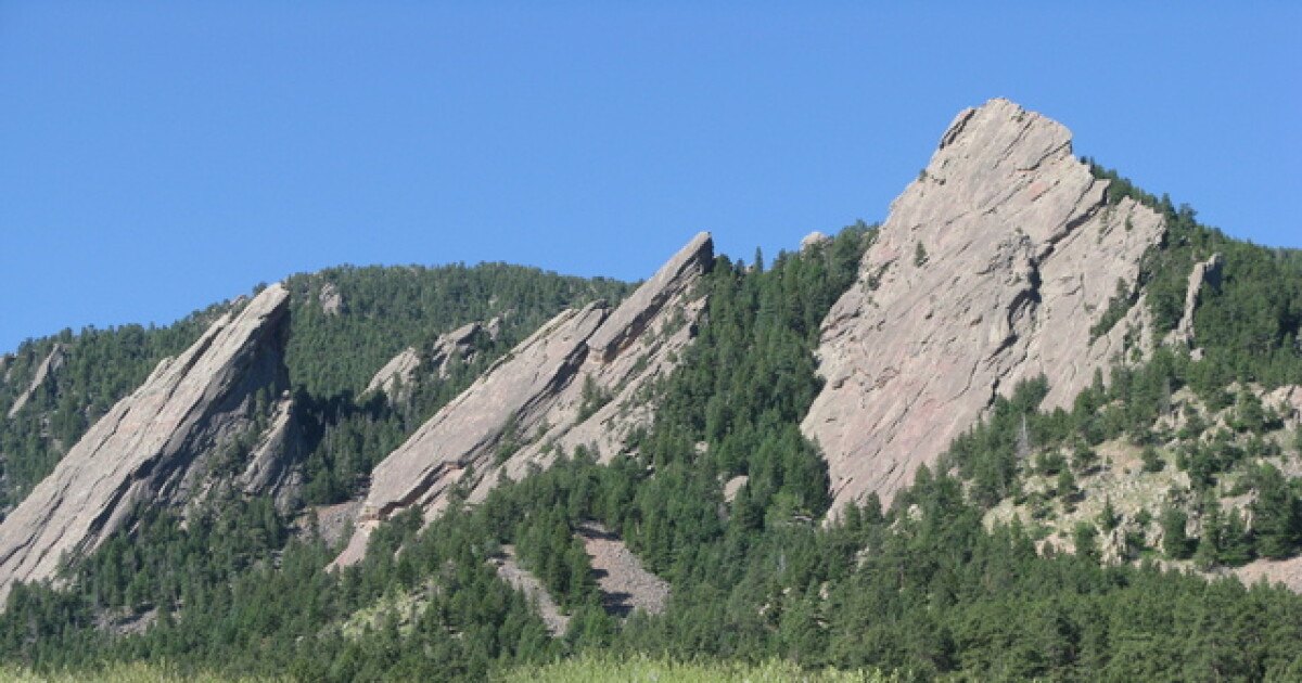 Several Boulder County trails to close Thursday for removal of downed aircraft near South Boulder Peak