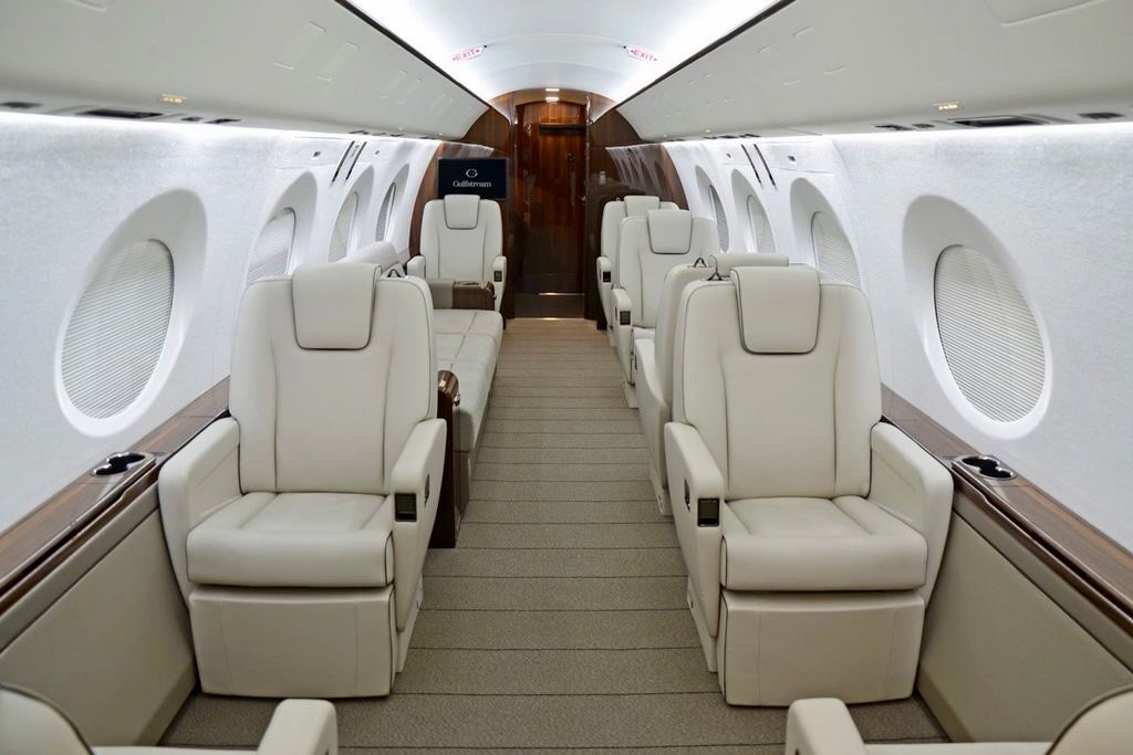 Gulfstream adds first fully outfitted G400 to flight-test program