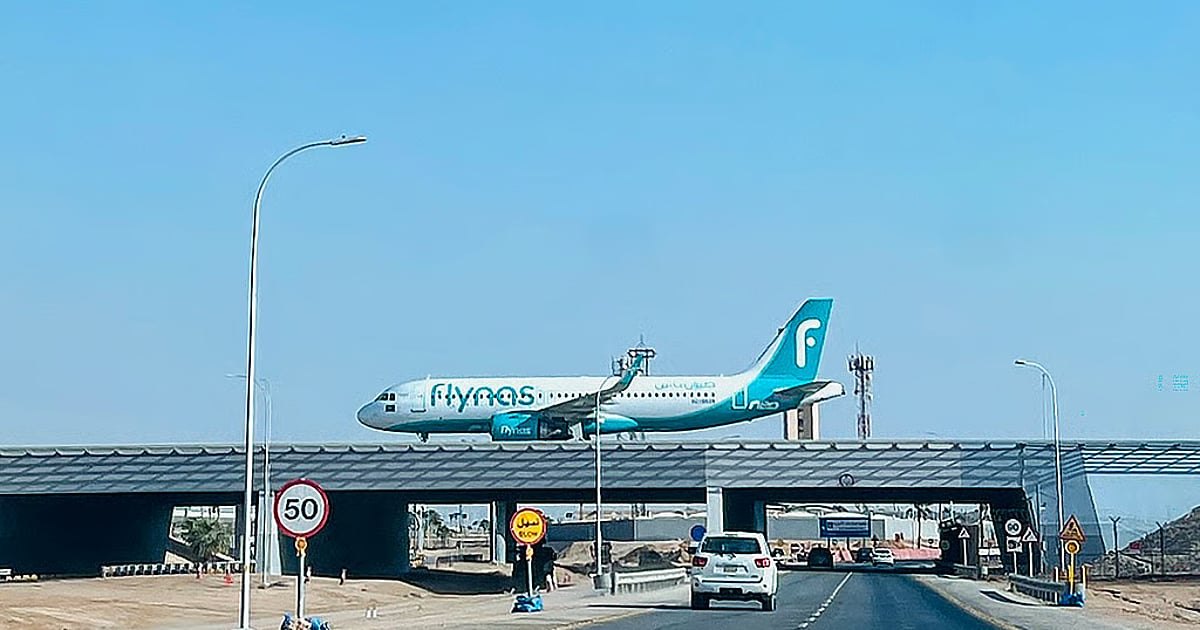 Riyadh airport to resume operations at two terminals on Sunday after Houthi attacks
