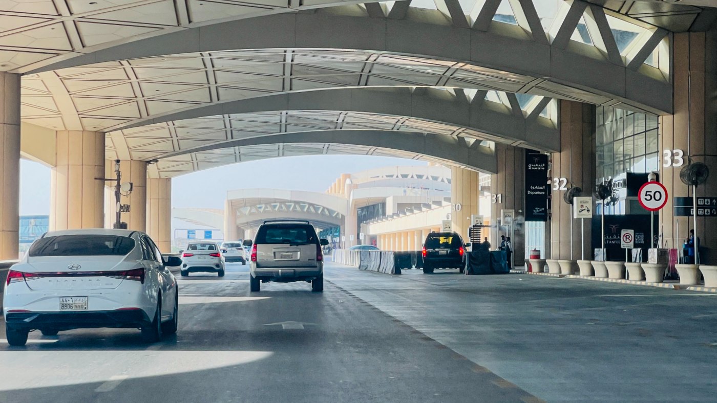Riyadh airport announces partial reopening