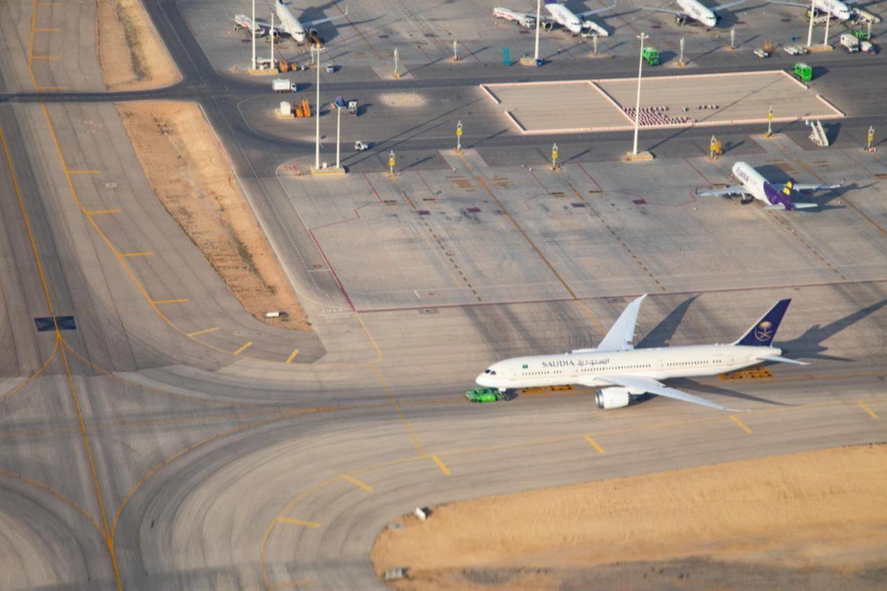 Flights resume at Riyadh airport after two-week closure as Houthi strikes continue