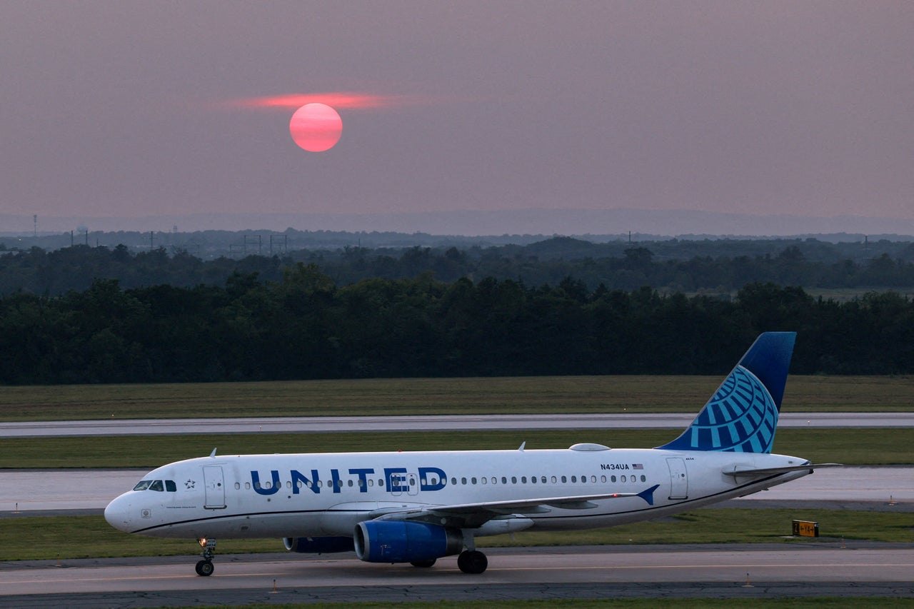 FAA investigating potential hijacking threat aboard Las Vegas United flight
