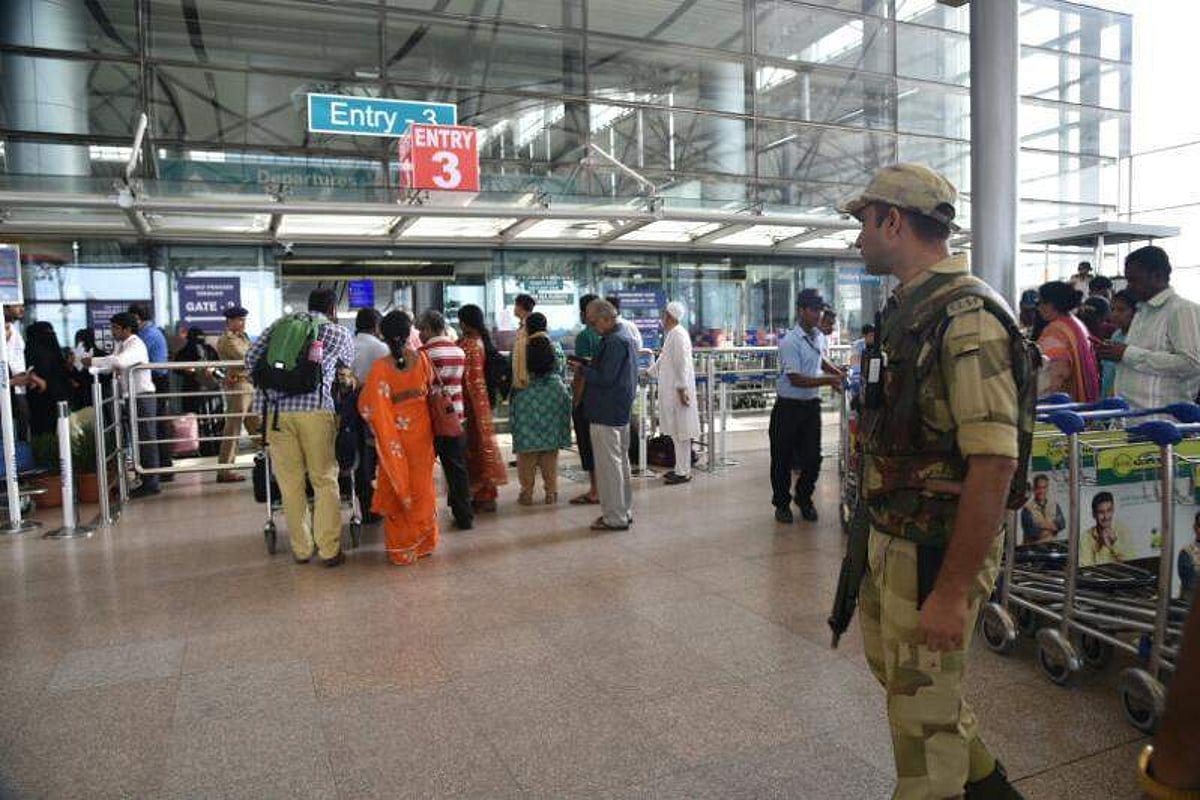 Man held for hoax bomb threats to 800 airports, including RGIA