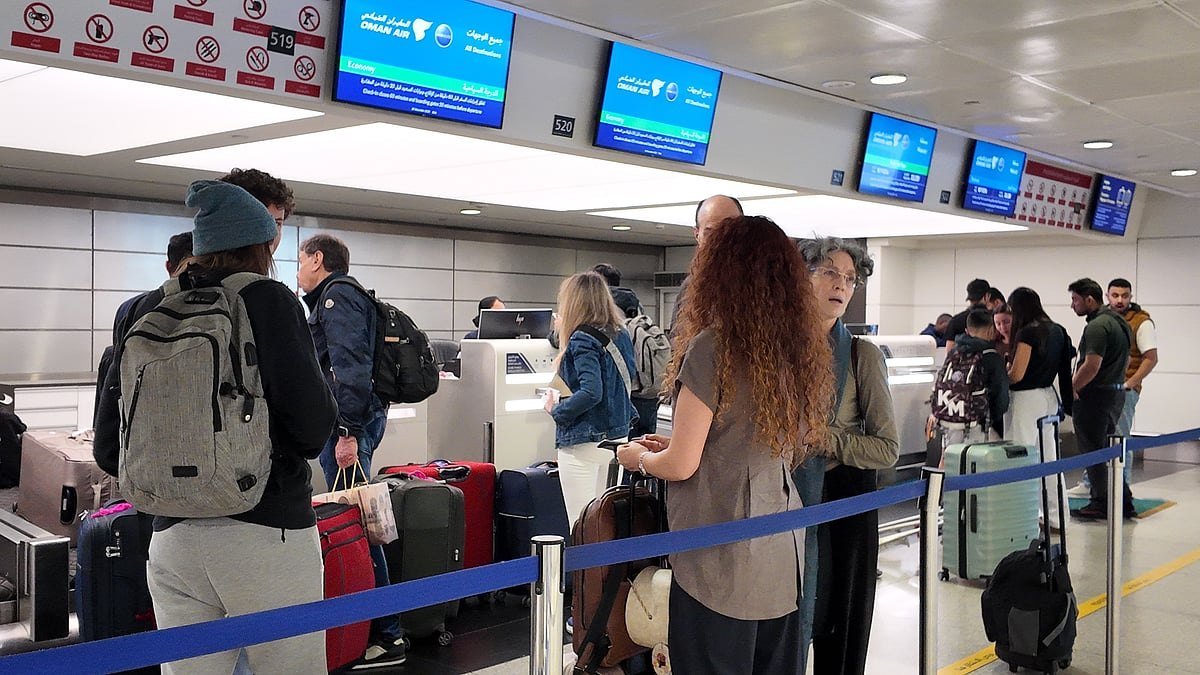 UAE flight status Oct 27: Cancellations, delays, Saudi route disruptions and winter travel updates