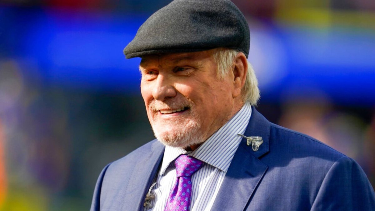 “My entire family could've been killed in a plane crash, and I could have played”: Terry Bradshaw reveals lengths NFL went to protect him from depression