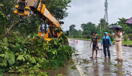 Cyclone Arnab: Several flights cancelled in Vizag, Vijayawada