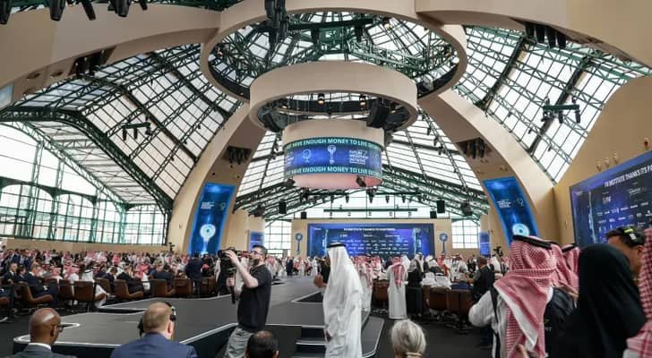 Major Saudi conferences to go ahead despite Houthi airspace warning, airport attack