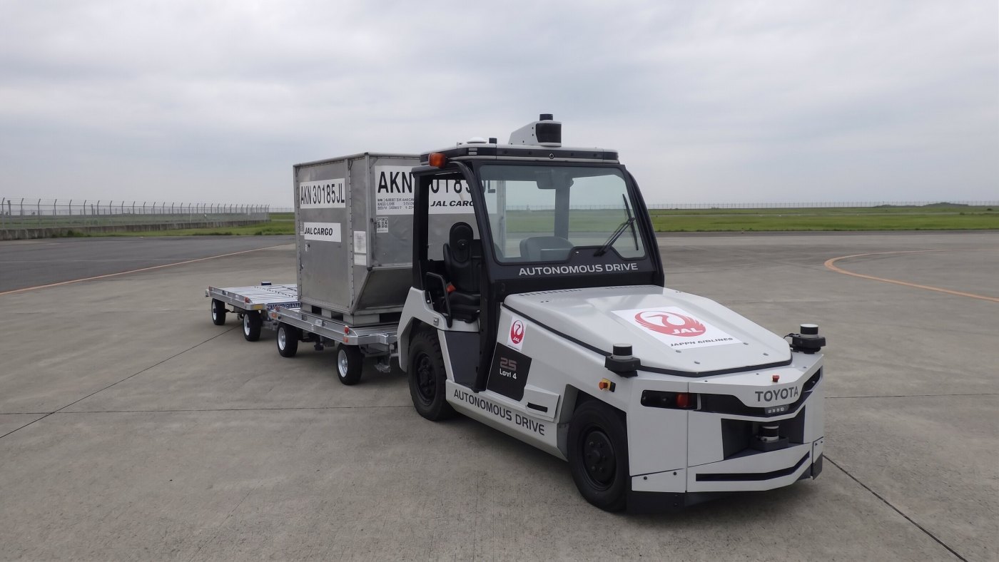 JAL and Toyota Industries to Test Level 4 Autonomous Towing Tractors on More Challenging Routes at Haneda Airport