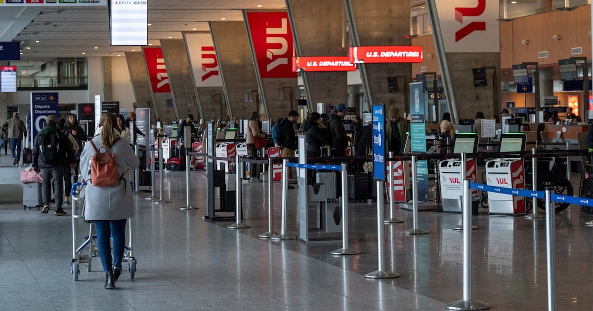 Security staff at Montreal-Trudeau Airport stage a protest over negotiations
